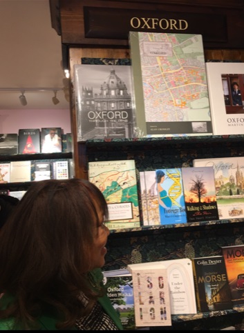Daunt Books Oxford